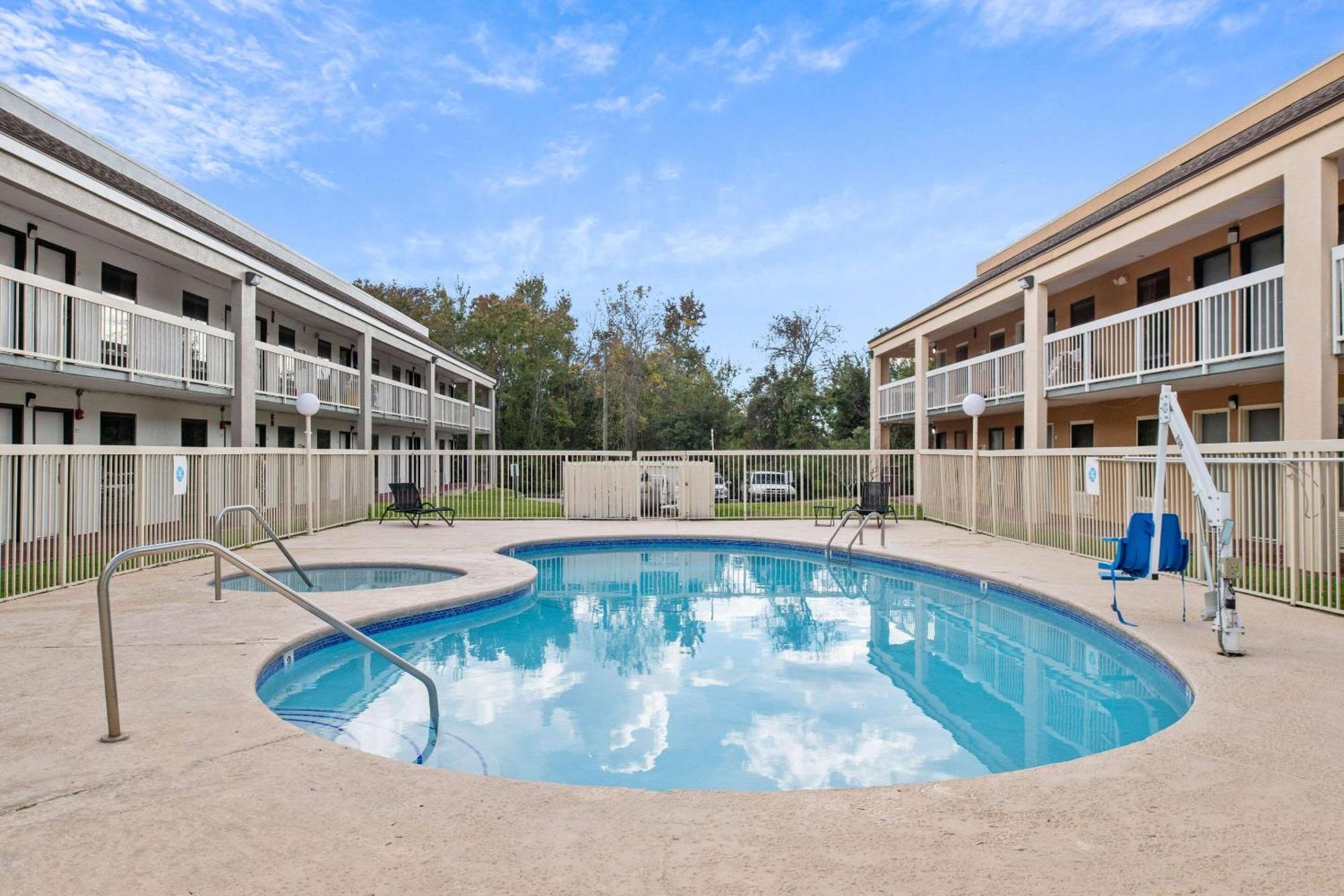 Quality Inn Kingsland Exterior foto